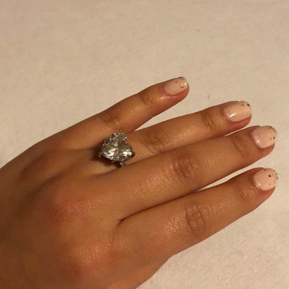 Ring - Picture 2 of 3